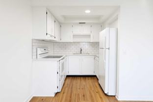 227 Castlewood Dr ##102 - Photo 1 of 1