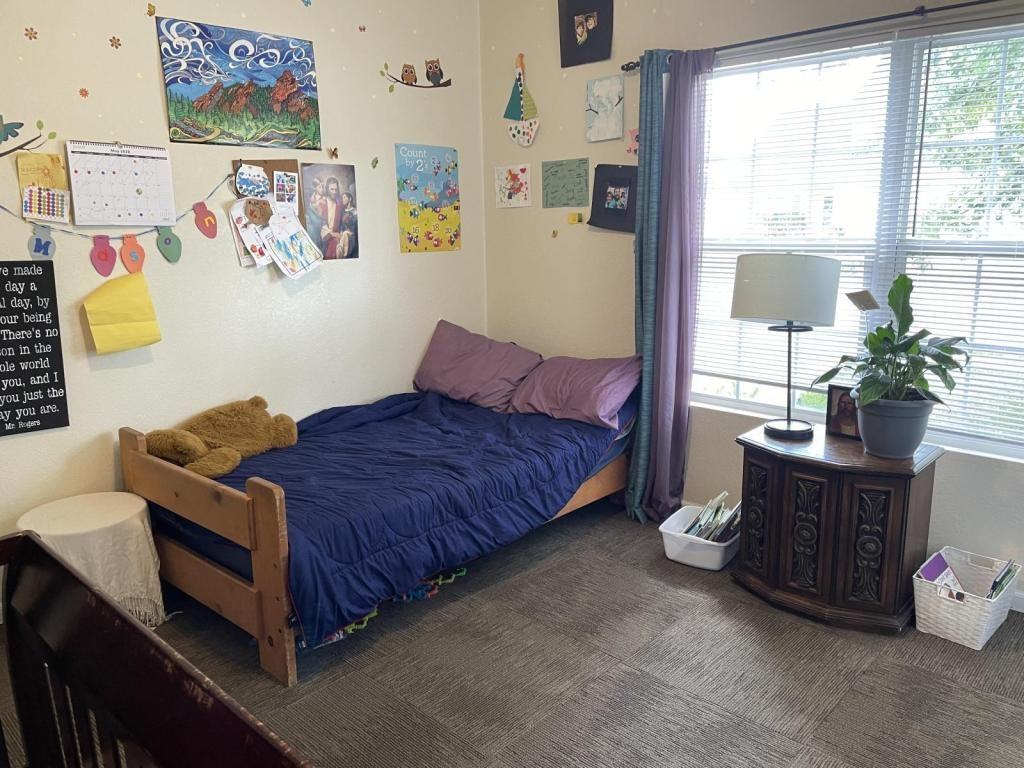 1008 Granite Ct - Photo 5 of 14