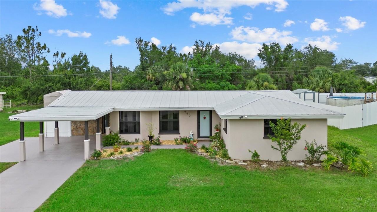440 Glengary Cir - Photo 2 of 34