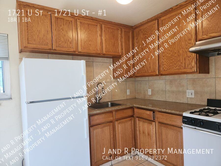 1721 U St  - 1721 U St #1 - Photo 2 of 13