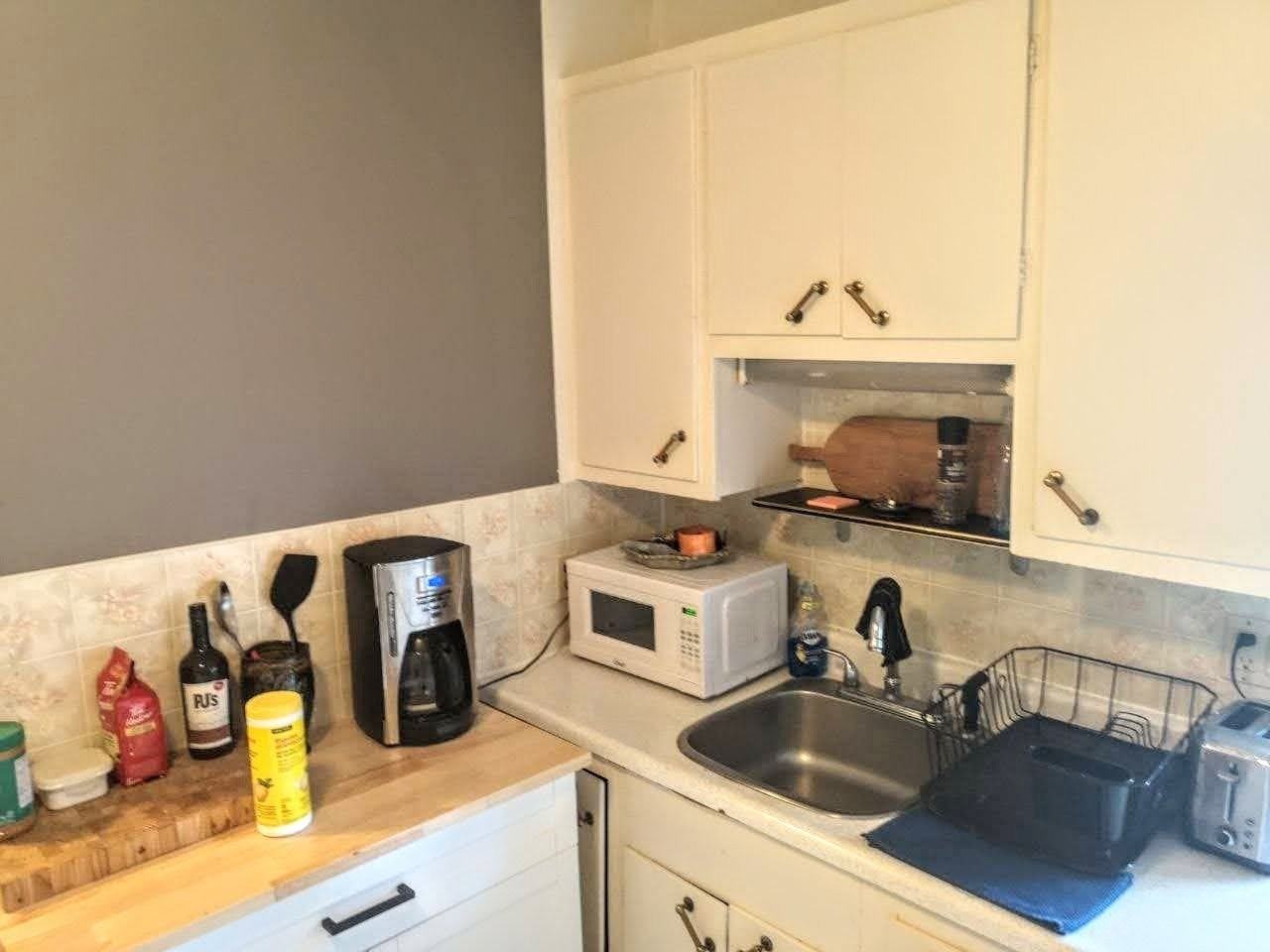 130 Bagot St - Photo 2 of 21