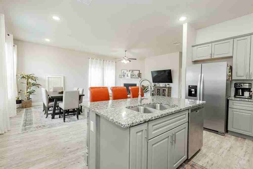 16020 Placid Trl - Photo 6 of 38