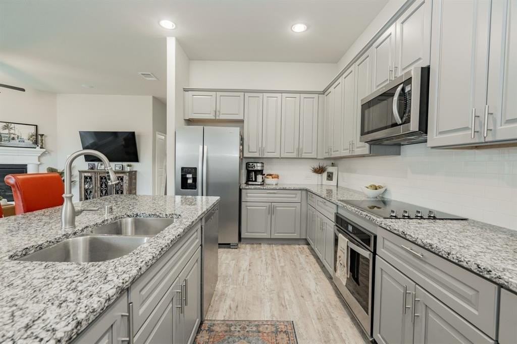 16020 Placid Trl - Photo 7 of 38