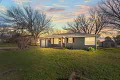 832 N Main St - Photo 1 of 1