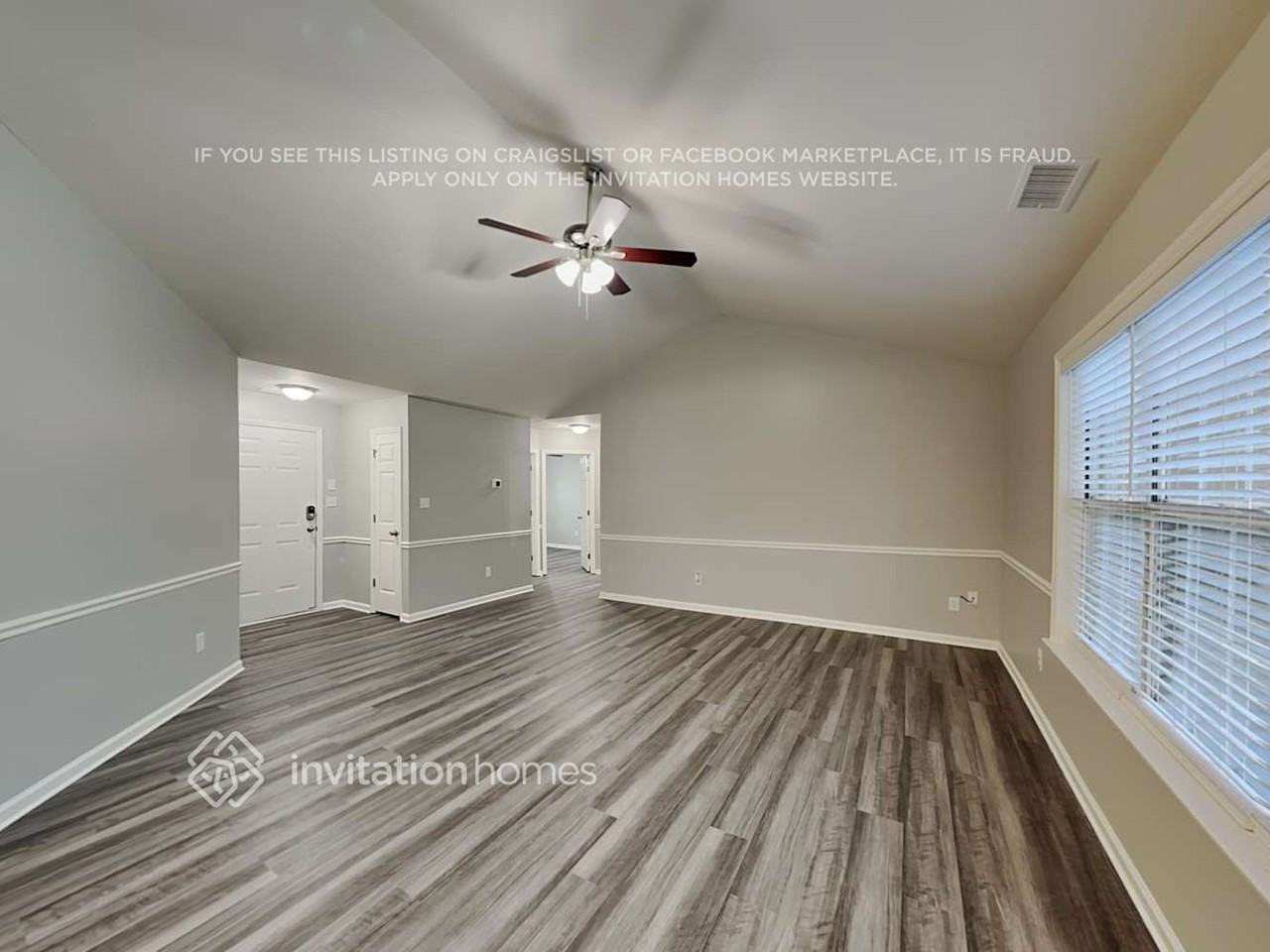 3014 Faircroft Way - Photo 3 of 20