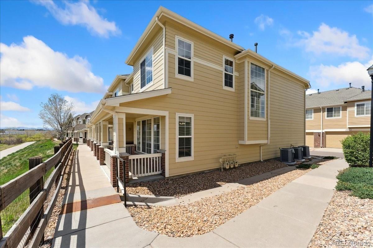 16212 E Geddes Ln - Photo 2 of 46