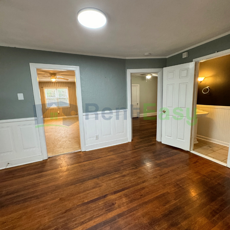 640 Great Bridge Blvd - Photo 3 of 23