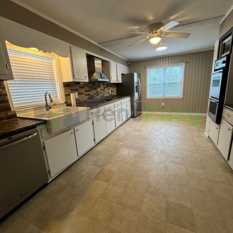 640 Great Bridge Blvd - Photo 4 of 23