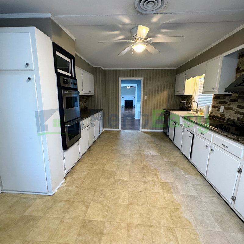 640 Great Bridge Blvd - Photo 5 of 23