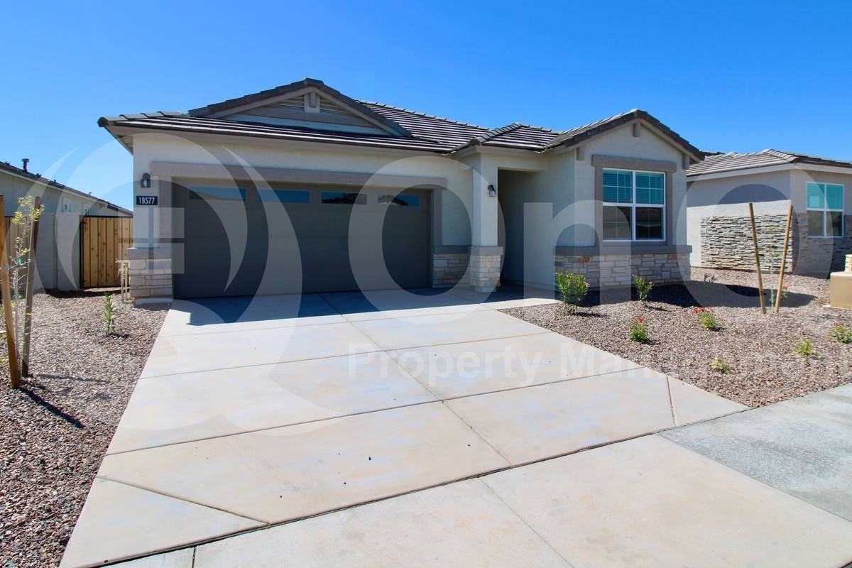 18577 W Bronco Trl - Photo 2 of 10