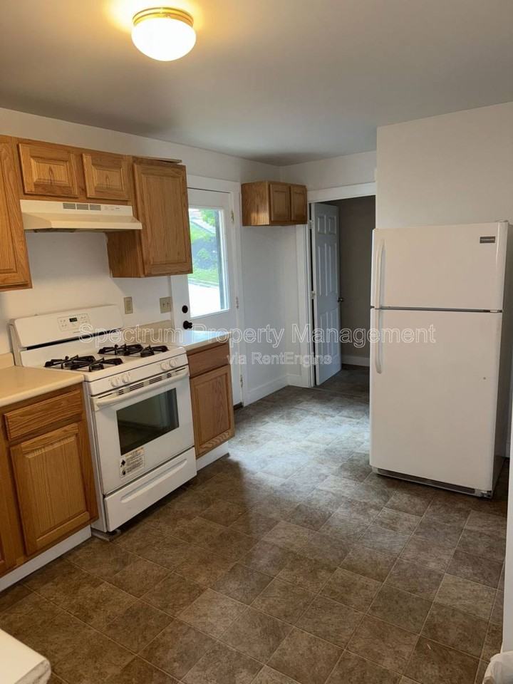 2 Church St - Photo 3 of 10