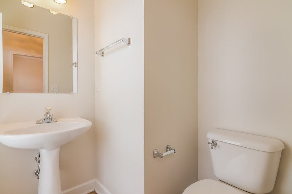 2805 Aston Woods Ct - Photo 7 of 15