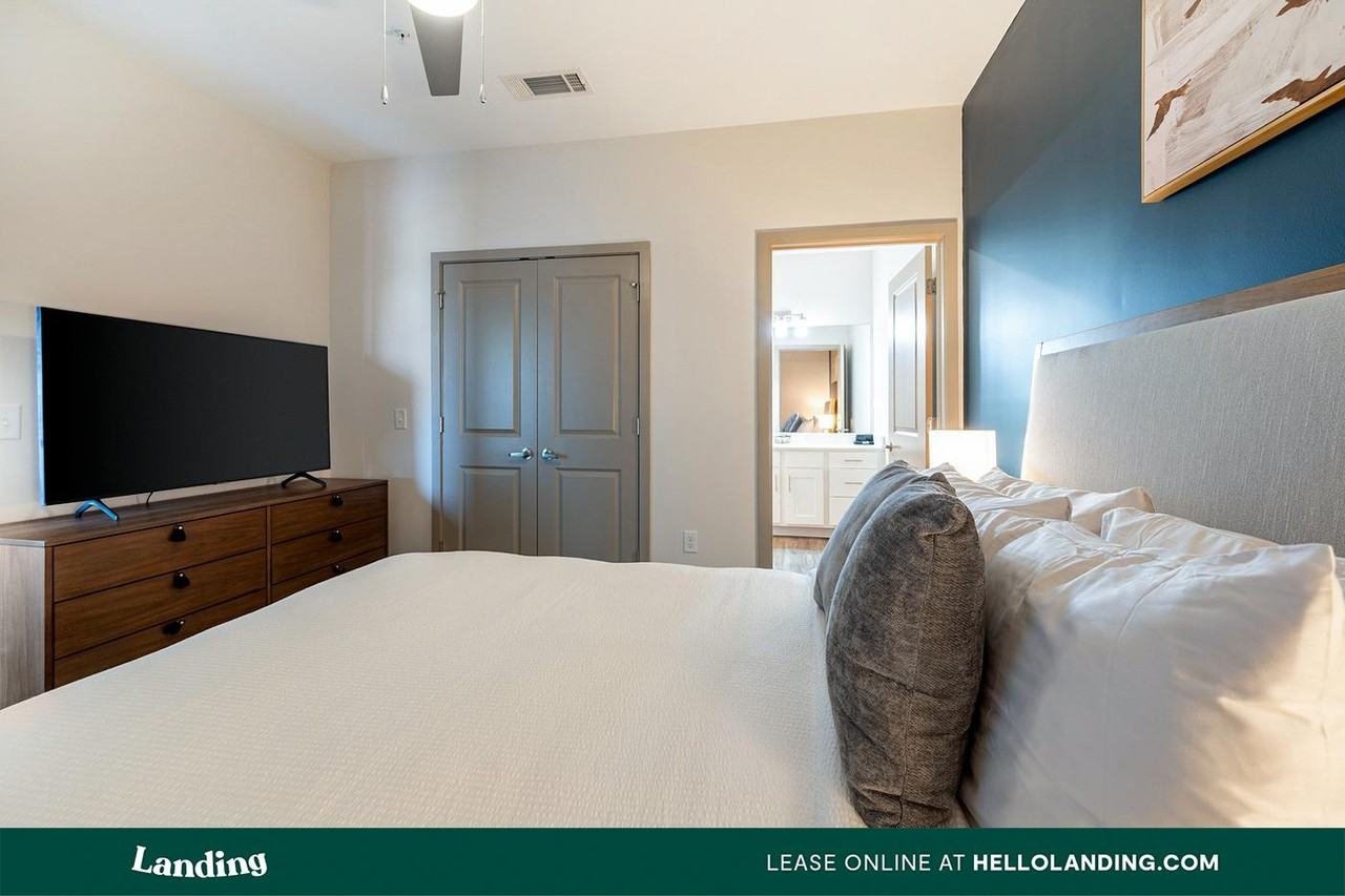 151 E Blount Ave - Photo 6 of 50