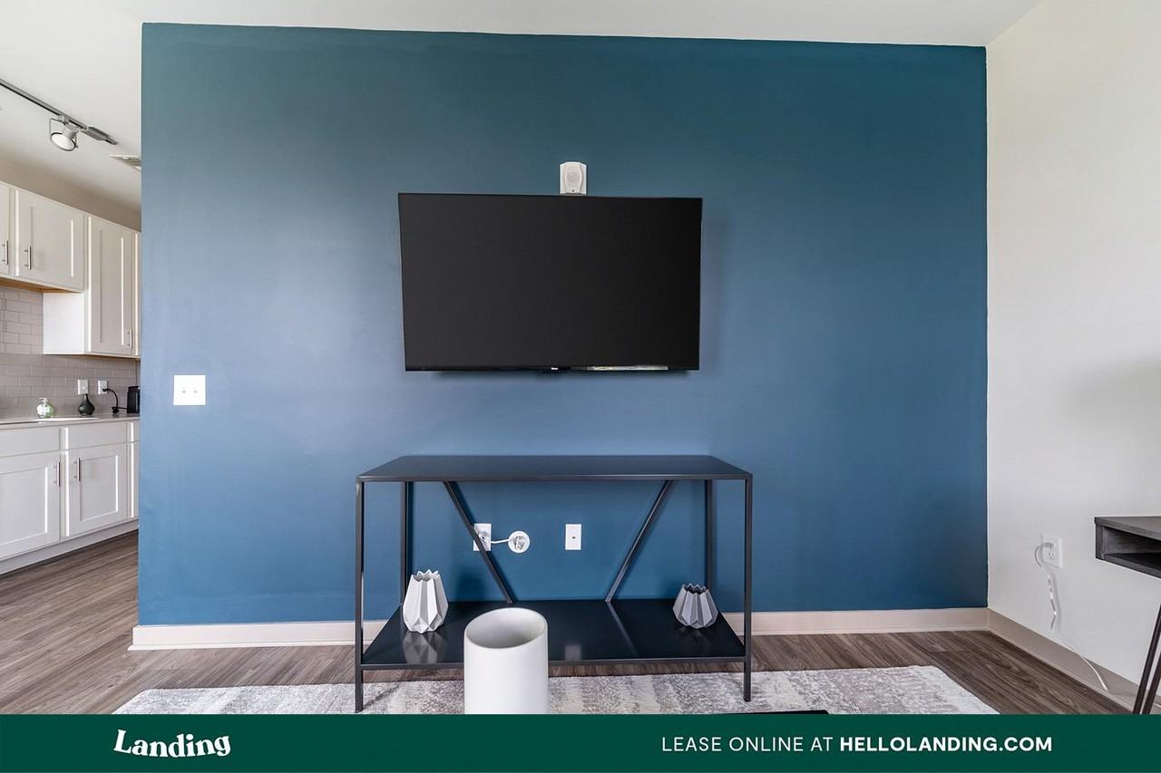 151 E Blount Ave - Photo 7 of 50