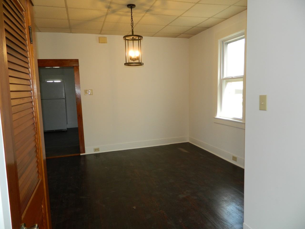 127 E Pine St #1stFL - Photo 4 of 14