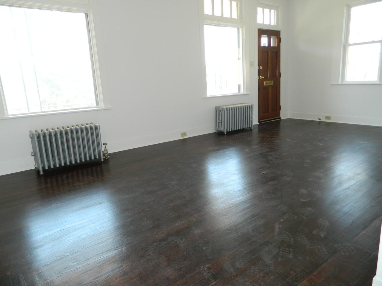 127 E Pine St #1stFL - Photo 6 of 14