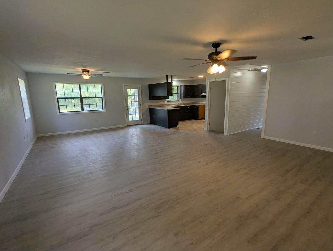 150 Stone Flag Rd - Photo 3 of 13