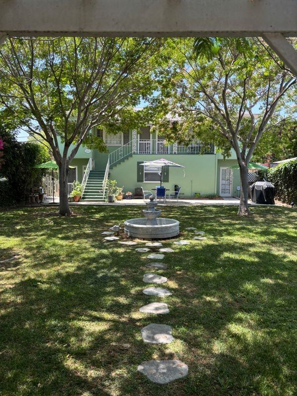 3547 Gundry Ave - Photo 2 of 5