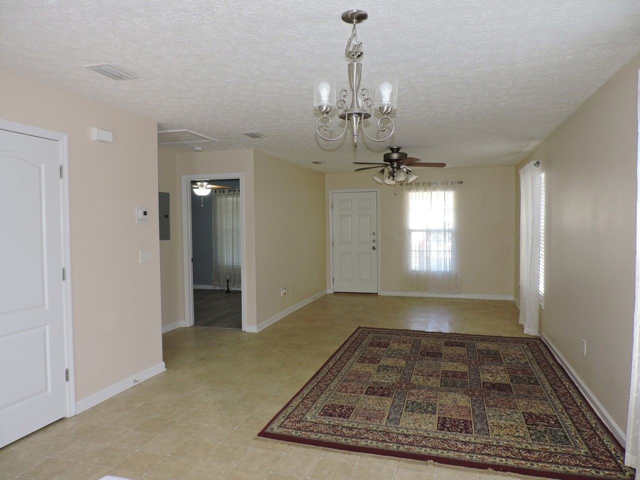 121 Half Acre Lane - Photo 3 of 33