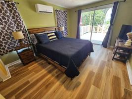 featured image of 968 W Montrose St #A