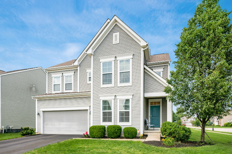 6138 Longwood Dr - Photo 2 of 50