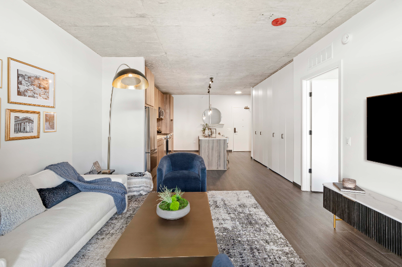 169 North Ashland Avenue - Photo 5 of 19