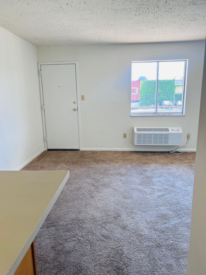 1340 4th Ave #10 - Photo 7 of 12