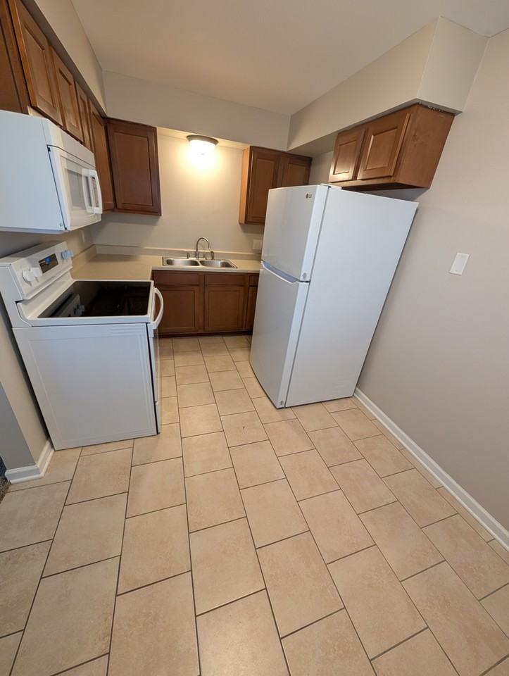 S Bus #2 - Photo 3 of 6