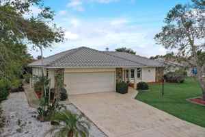 featured image of 10 Stone Mountain Boulevard