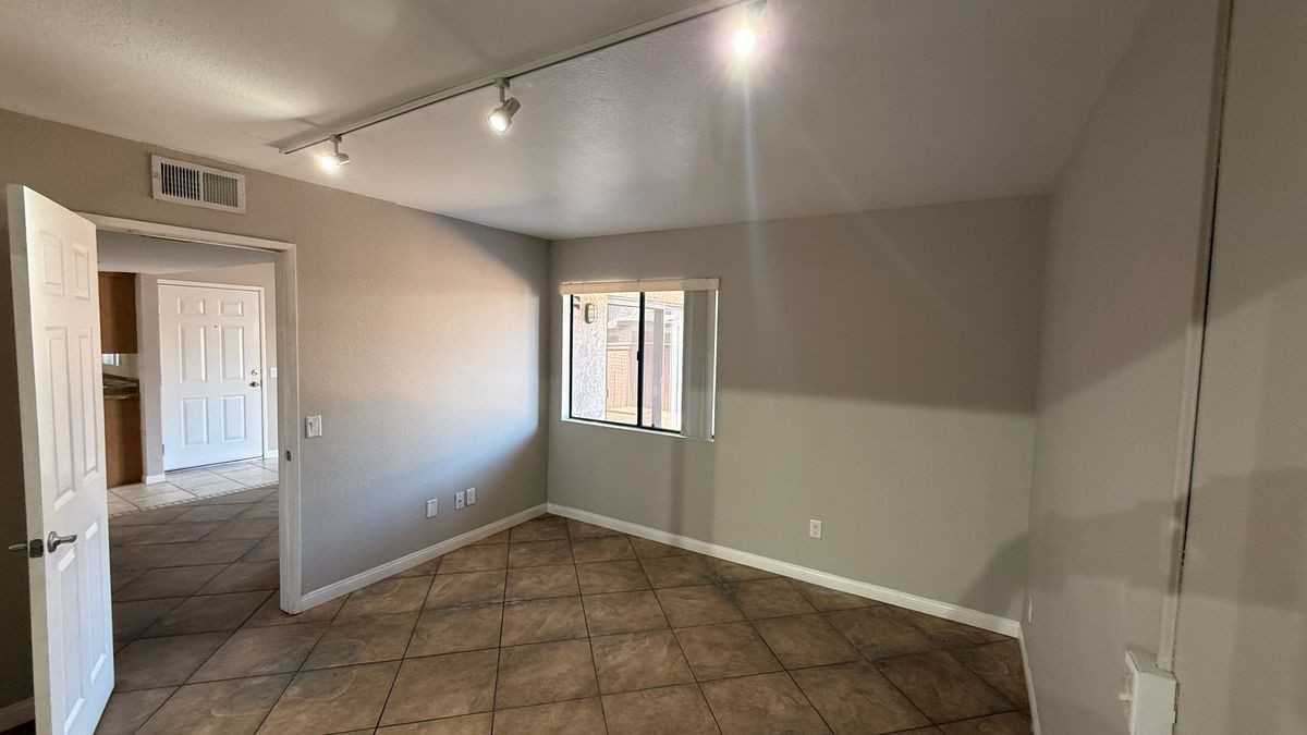 1335 Massachusetts Ave ##101 - Photo 4 of 12