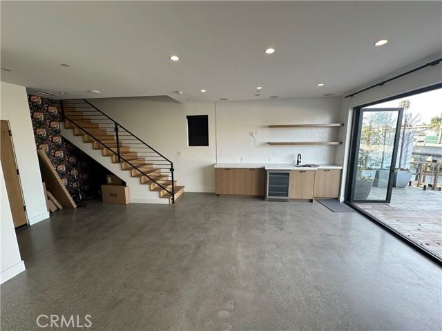 16854 Bayview Dr - Photo 2 of 29