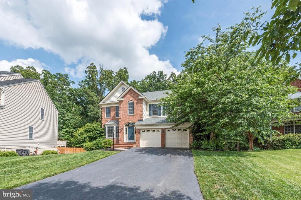 5907 Tulloch Spring Ct - Photo 3 of 50