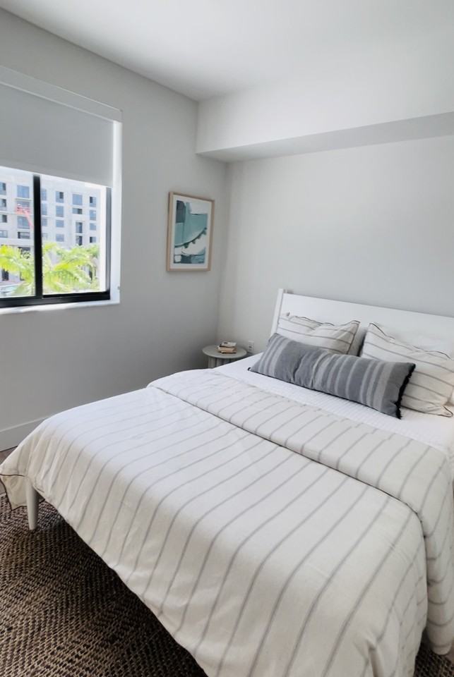 1465 Ne 118th St #802 - Photo 2 of 12
