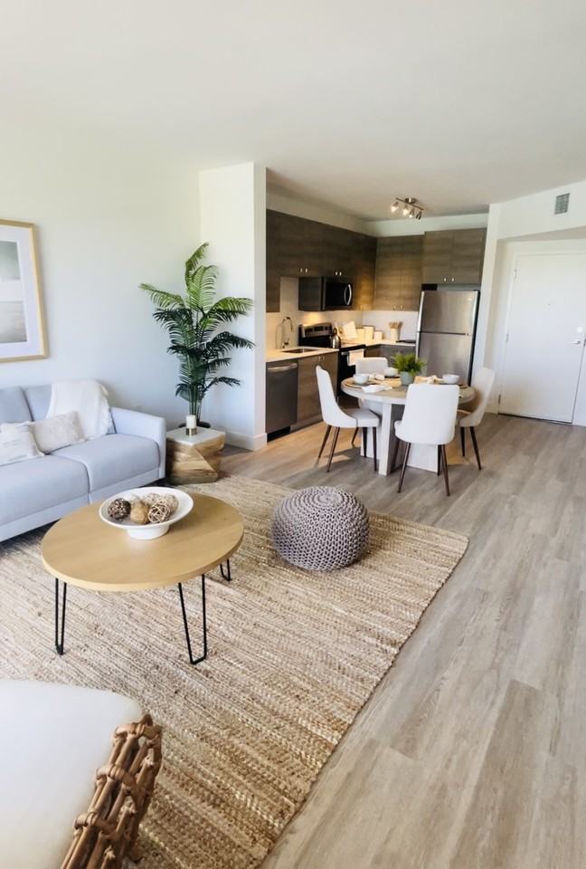 1465 Ne 118th St #802 - Photo 7 of 12