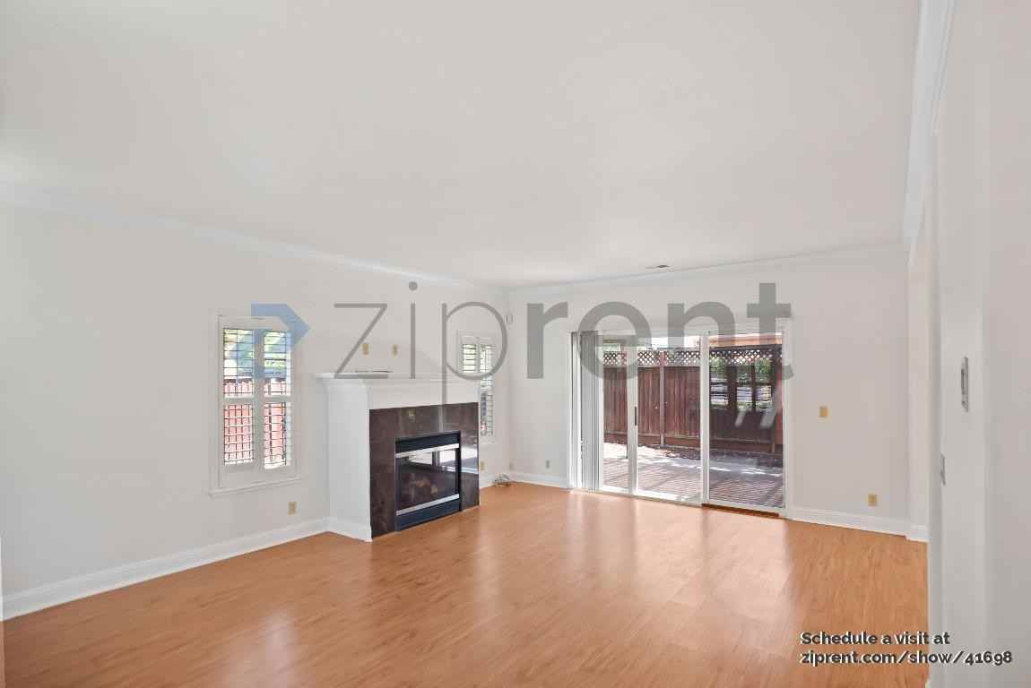 742 Creekside Ct - Photo 6 of 35