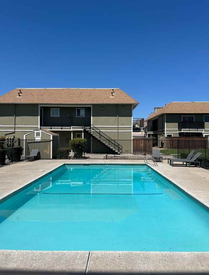 Richland Living Homes - Photo 4 of 7