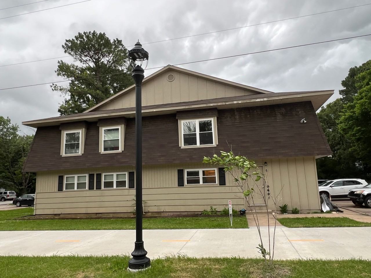 White Oak - Photo 6 of 6