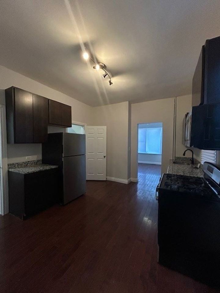 2903-05 W. 25th - Photo 3 of 21