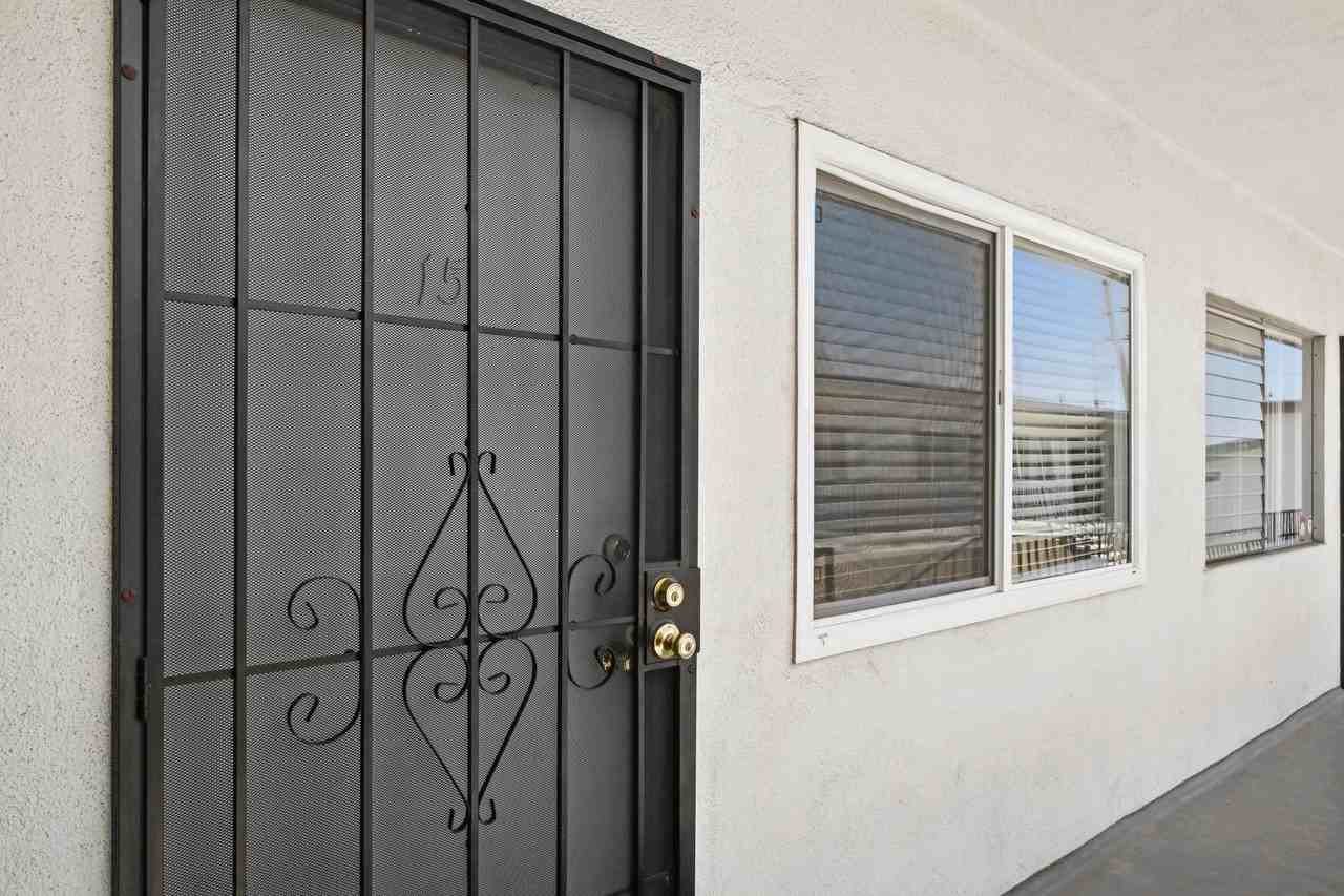 115OAK - Photo 4 of 17