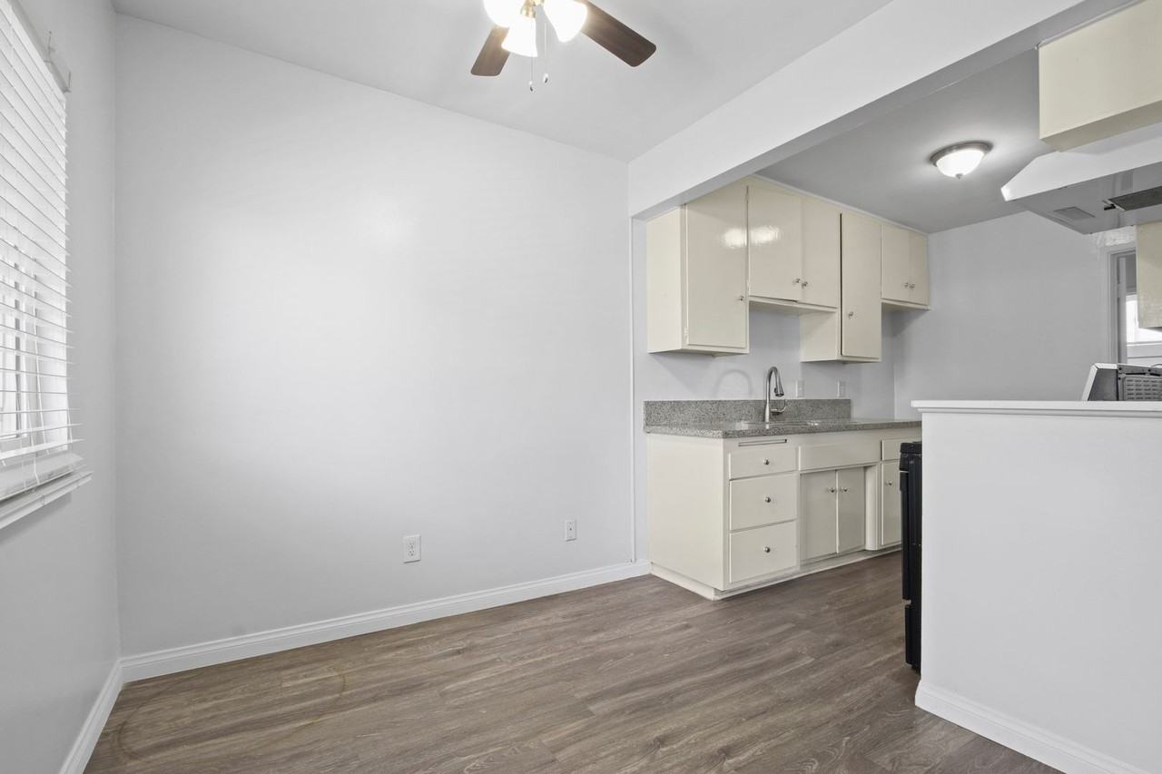 115OAK - Photo 5 of 17