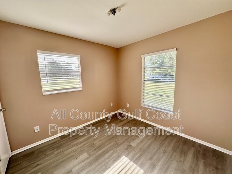 7743 119th Ave E - Photo 3 of 6