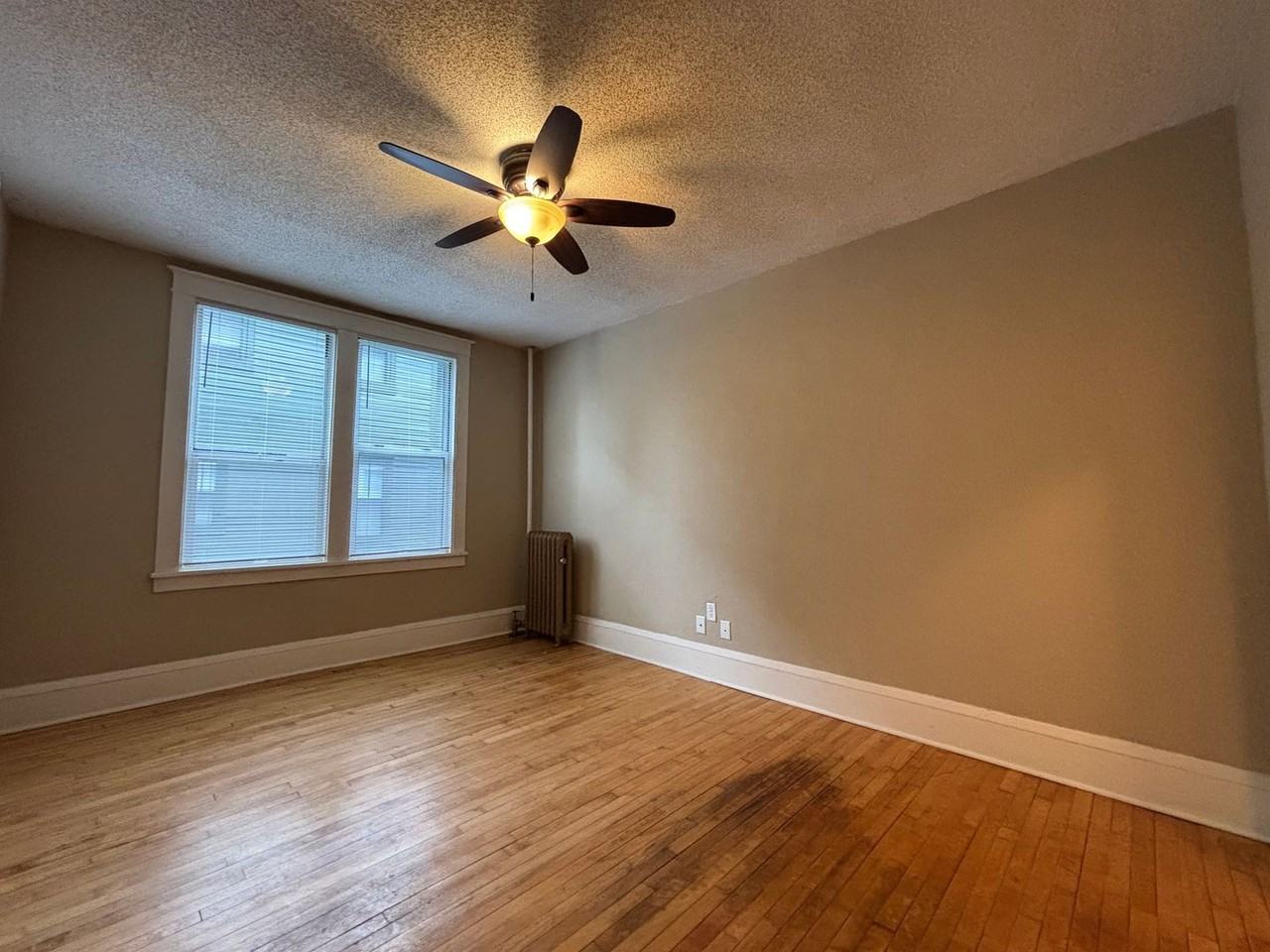 309 Dayton - Photo 6 of 19