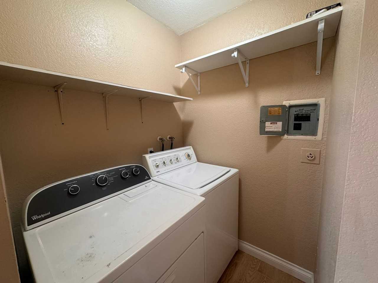 4172 Baycliff Way - Photo 7 of 13