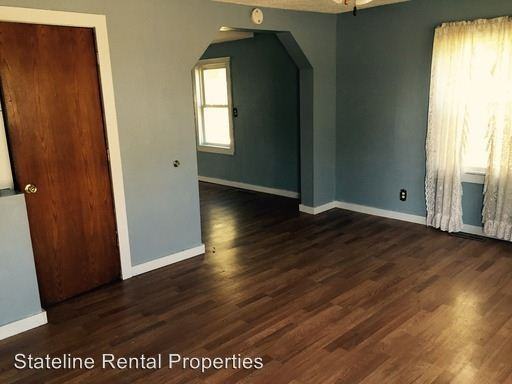 614 N Springfield Ave - Photo 3 of 5