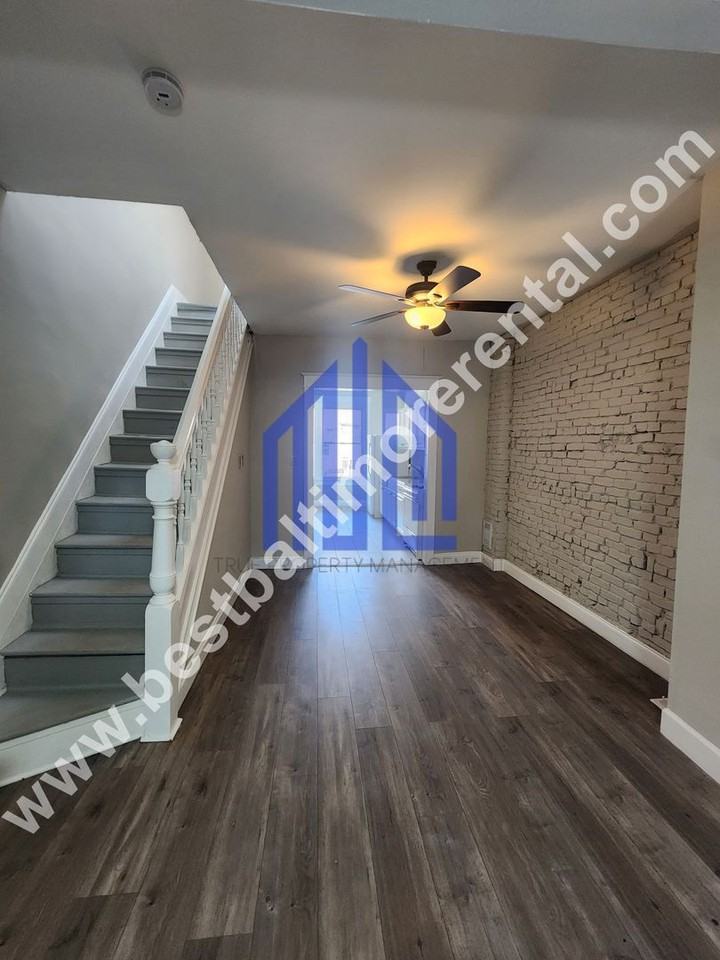 1658 Normal Ave - Photo 3 of 11