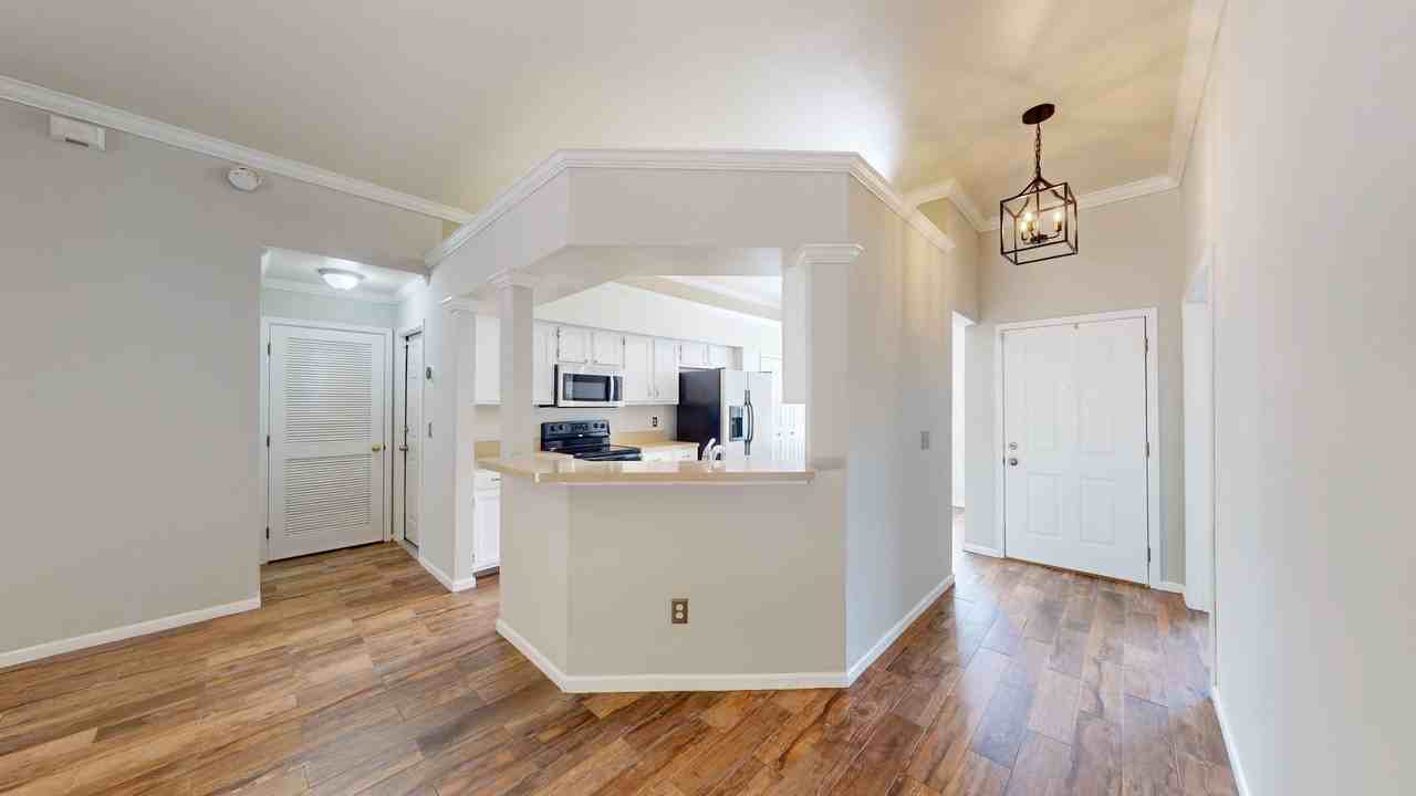 4434 Cobblefield Cir W - Photo 2 of 33