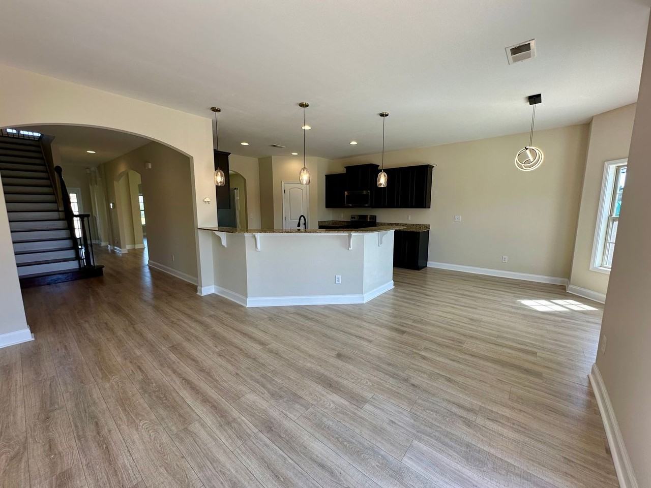 2712 Magnum Dr - Photo 6 of 25