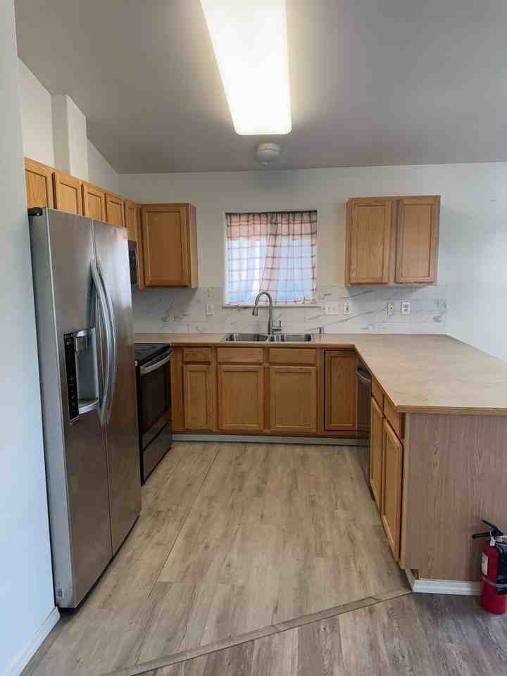 2924 Red Currant Cir - Photo 4 of 25