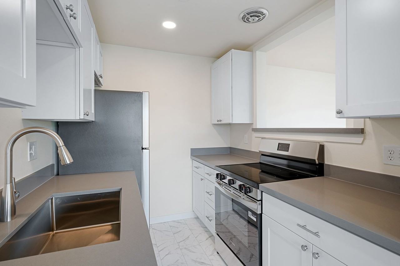 Bel Air Apartments - Photo 7 of 14