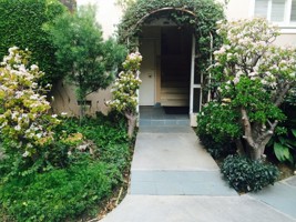 featured image of 11707 W Sunset Blvd